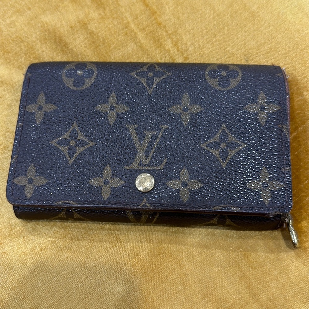 Louis Vuitton monogram wallet